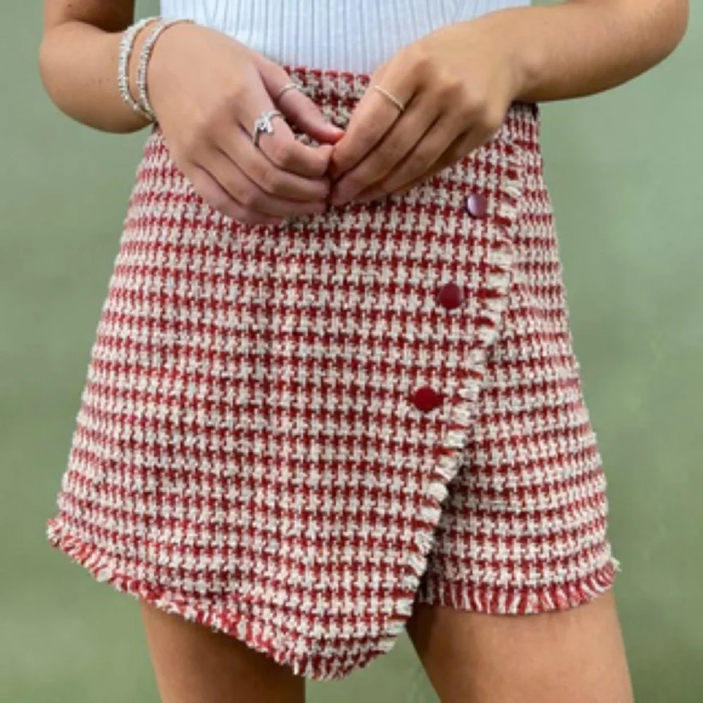 NWT Shinestar Burgandy and Cream Mini Skort - Picture 2 of 7